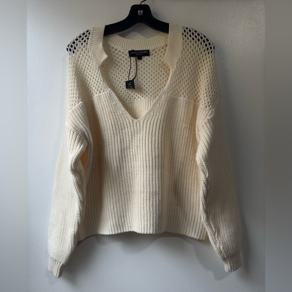 Central Park West Women’s Tie V Neck Sweater Sz L